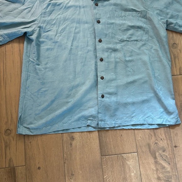 Blue Casual Button Down Shirt with Short Sleeves - Picture 1 of 7